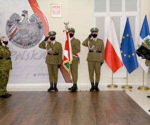 Warmińsko-mazurskie. Nowi funkcjonariusze ze straży granicznej złożyli ślubowanie [ZDJĘCIA]