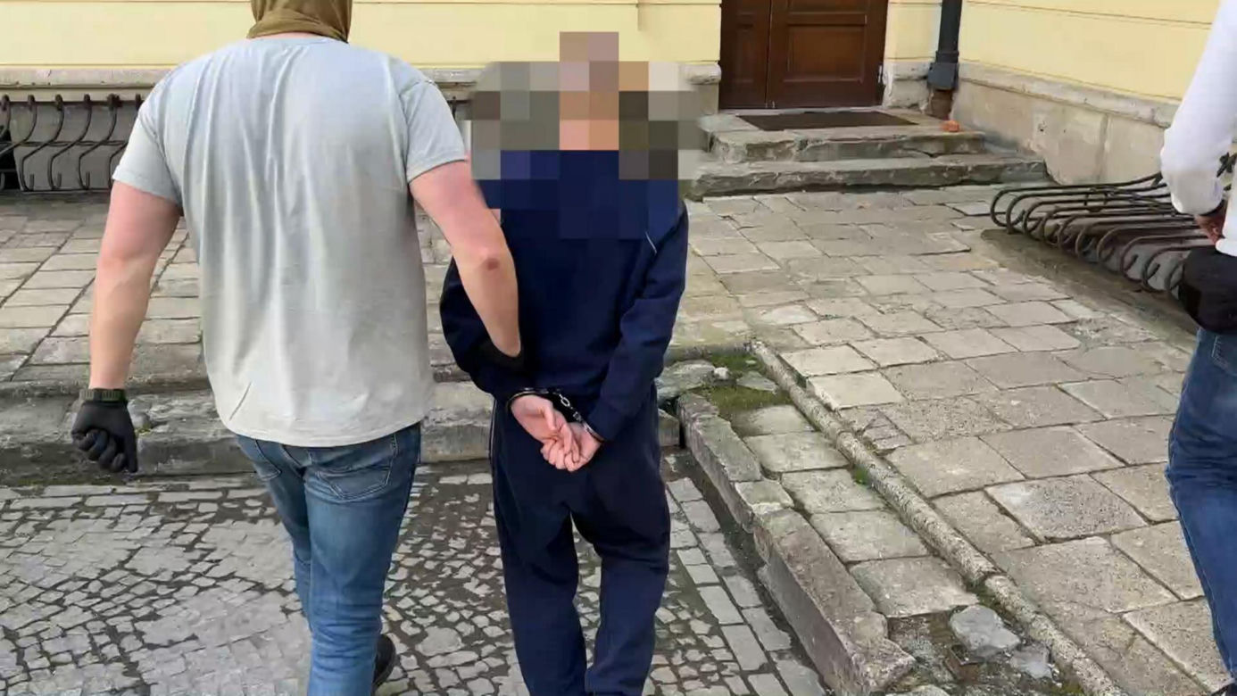 6 osób z zarzutami w sprawie trzech zabójstw na warszawskiej Woli