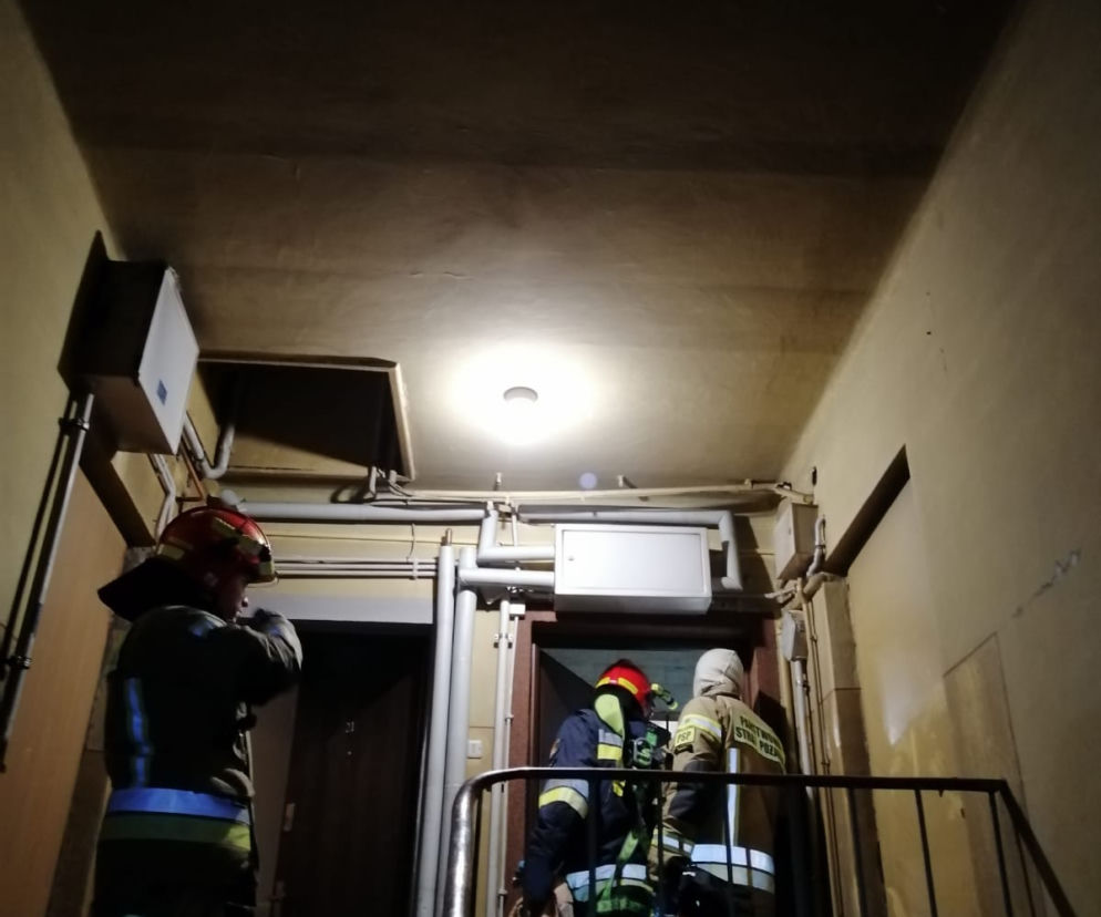 Skutki pożaru przy ul. Sowińskiego w Tarnowie
