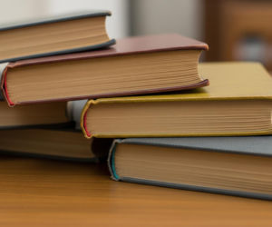 Policja odzyskała bezcenne księgi. Jaka była historia zaginionych wolumenów?