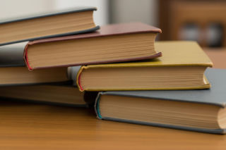 Policja odzyskała bezcenne księgi. Jaka była historia zaginionych wolumenów?