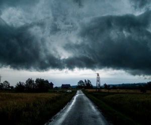 Potężna chmura szelfowa widziana z okolic Rzeszowa