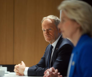 Ostry apel Tuska przed szczytem w Brukseli. „Albo pieniądze dziś, albo krew jutro”