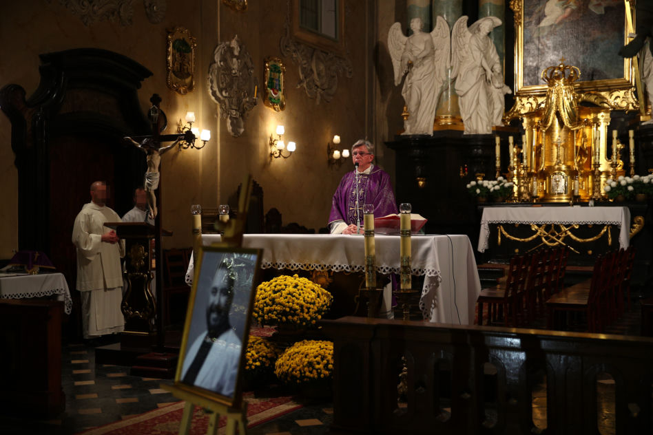 Pożegnanie Dariusza Gnatowskiego. Uroczysta msza