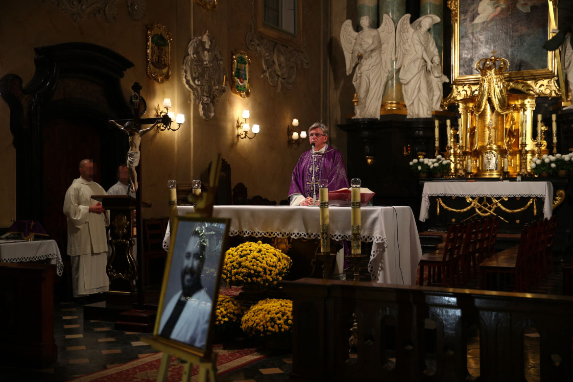 Pożegnanie Dariusza Gnatowskiego. Uroczysta msza
