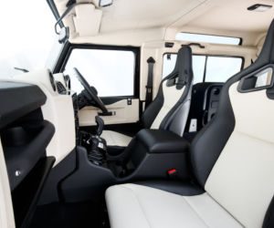 Land Rover Defender Works V8 - 70th Edition