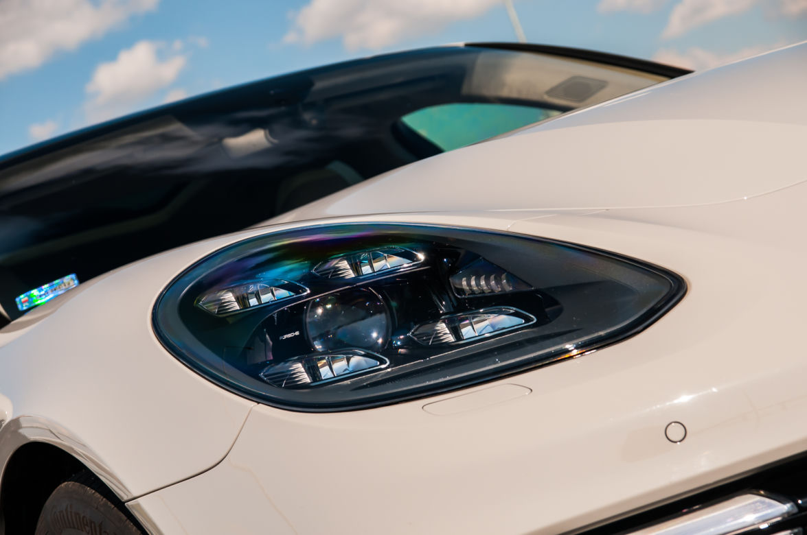 Porsche Panamera Turbo Sport Turismo 4.0 V8 550 KM