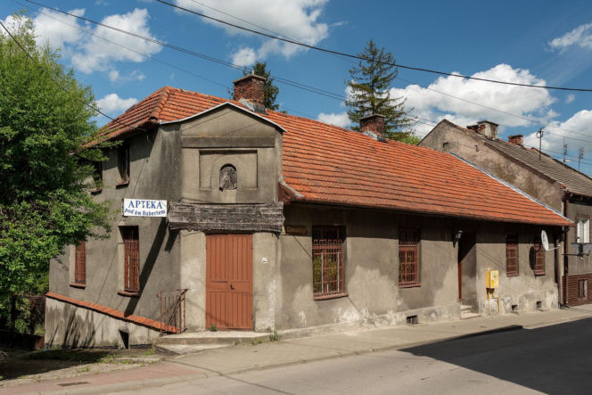 To jedno z najpiękniejszych miast Małopolski. W średniowieczu było wsią, w której mieszkali zakonnicy z Jerozolimy