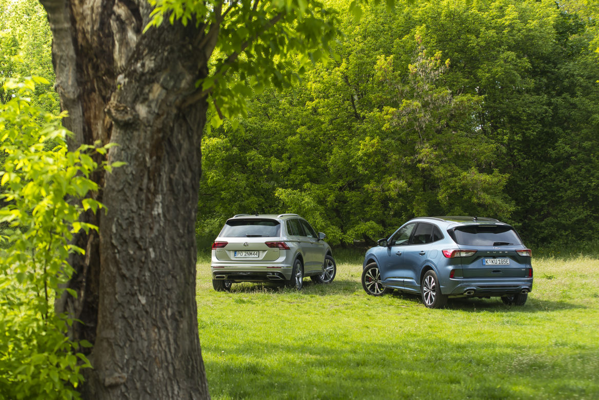 Ford Kuga 2.5 Plug-In Hybrid vs. Volkswagen Tiguan 2.0 TSI 