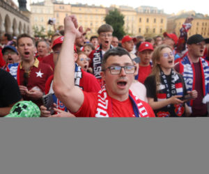 Tłumy kibiców na fecie Wisły Kraków po awansie do Ekstraklasy. Znajdź się na zdjęciach!