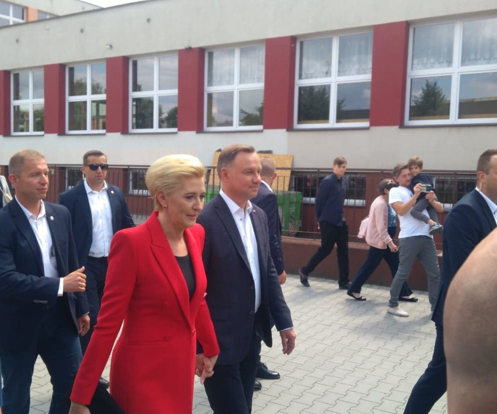 Andrzej Duda zagłosował w Krakowie wraz z Pierwszą Damą