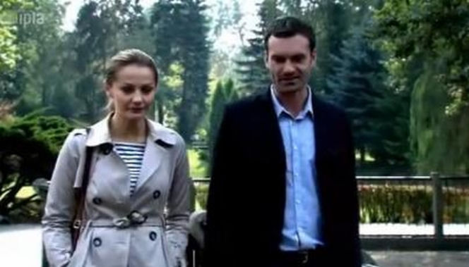 PRZYJACIÓŁKI odc. 9. Inga (Małgorzata Socha), Piotr (Mariusz Zaniewski)