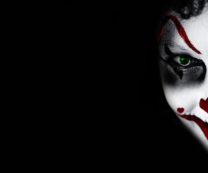 Najlepsze stroje na HALLOWEEN 2021. W tych przebraniach zrobisz furorę! [GALERIA]