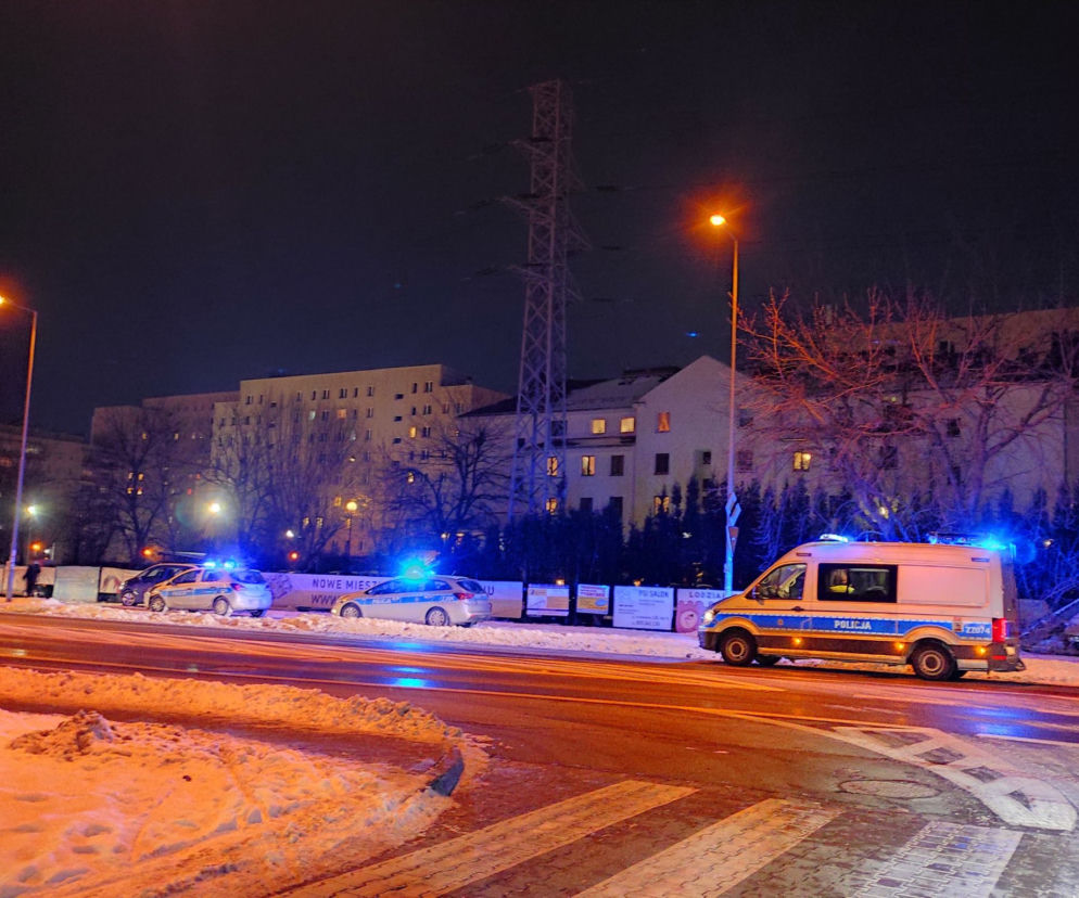 Dramatyczny wypadek radiowozu. Dwóch policjantów w szpitalu