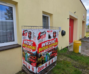 Chcą kupić busa za kaucję z butelek i puszek. Złodzieje plądrują punkty zbiórki