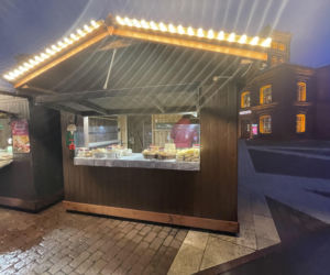 Pokémony, różowe gofry i zaskakujące różnice w cenach. Porównaliśmy łódzkie jarmarki