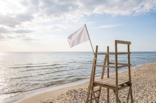 Sinice Darłowo. Czy w Darłowie można się kąpać 29.07? Flaga, warunki pogodowe