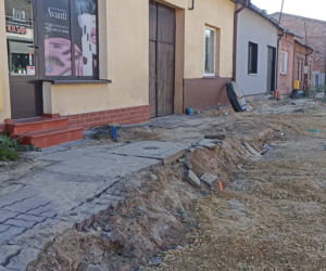 Ulica Krakowska w Siewierzu rozkopana. Mieszkańcy protestują
