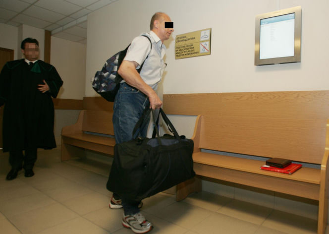 Terroryzował Warszawę. Z nienawiści zabił pięć kobiet. Łomiarz znowu wychodzi na wolność