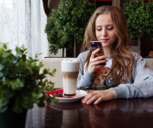 Życzenia imieninowe. Imponujący zbiór życzeń na imieniny. Zaskocz solenizanta SMS-em