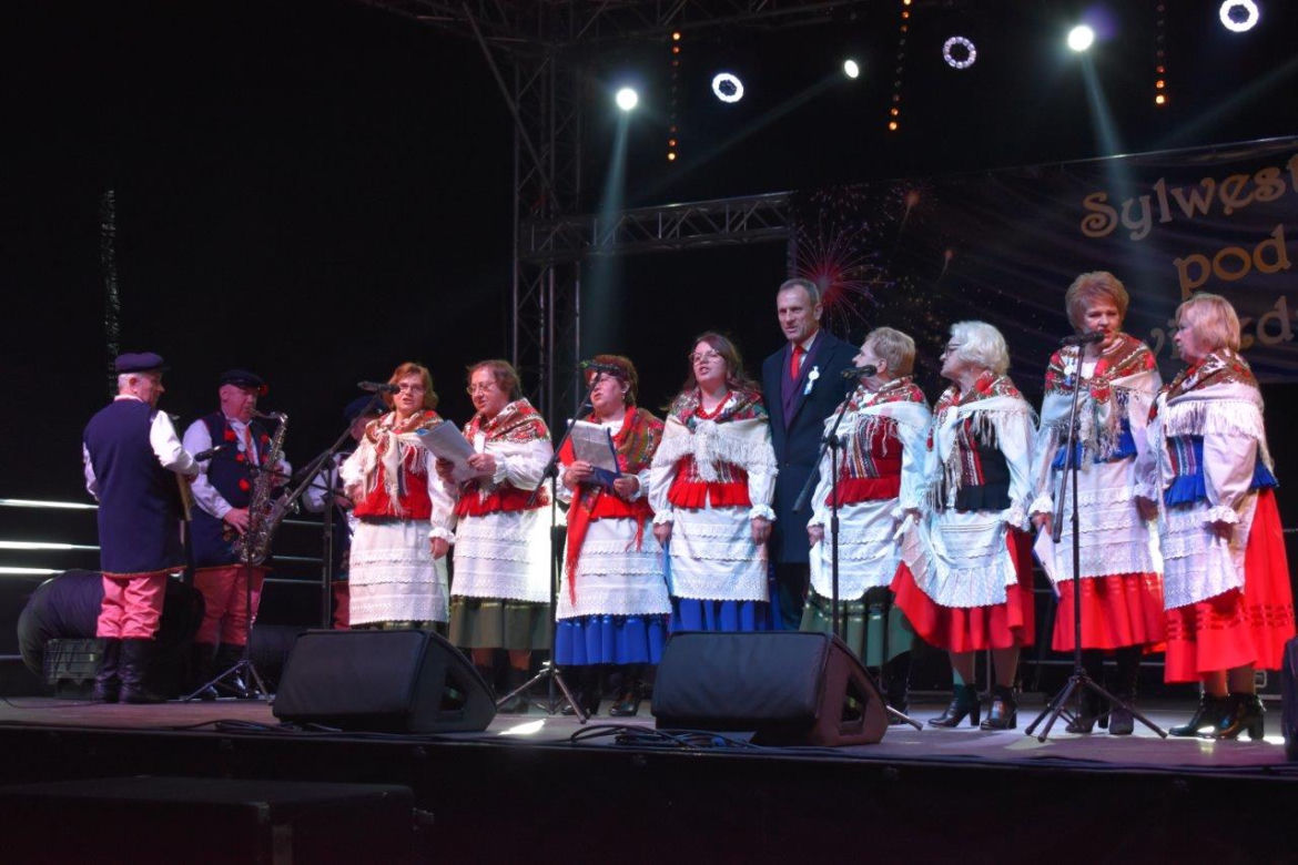 Sylwestrowa zabawa w Piekoszowie
