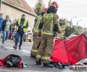 Motocyklista zderzył się z ciągnikiem rolniczym