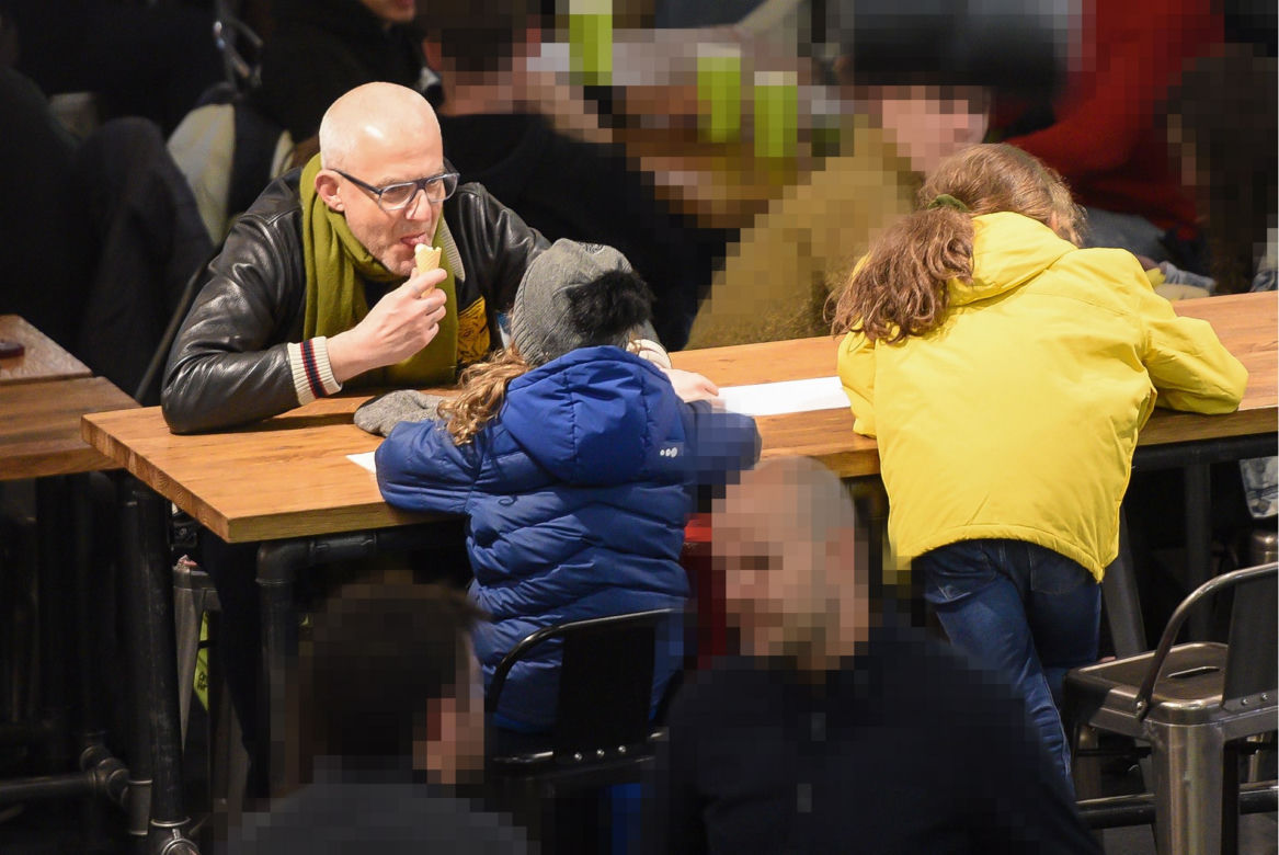 Hubert Urbański stracił włosy