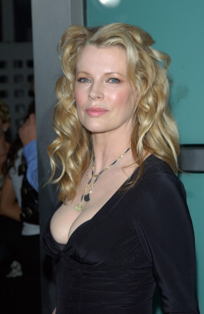 Tak teraz wygląda 72-letnia Kim Basinger! Pamiętasz jej gorące role?