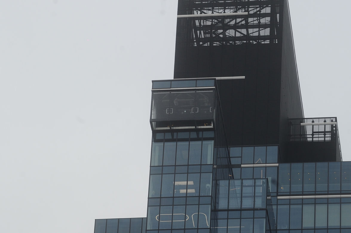 Ruchomy taras 200 metrów nad ziemią! Takiej atrakcji jeszcze nie było