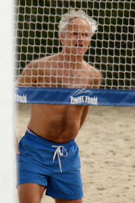 Radosław Pazura na plaży w Sopocie