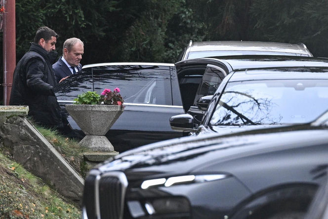 PILNE! Tusk ujawnia: dwóch Ukraińców współpracujących z Rosją stało za dywersją na kolei. „Celem była katastrofa”