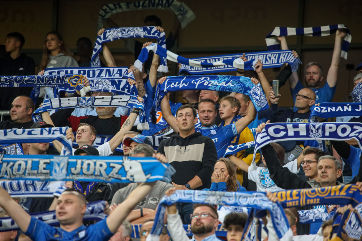 Tłumy kibiców na meczu Lech - Żalgiris