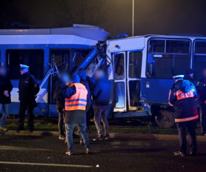 PILNE. Zderzenie tramwajów w Krakowie! Katastrofa na torach, 34 poszkodowanych!
