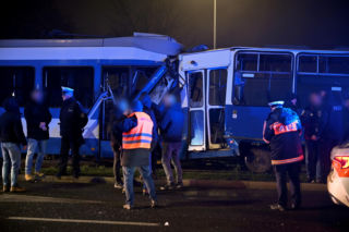 PILNE. Zderzenie tramwajów w Krakowie! Katastrofa na torach, 34 poszkodowanych!