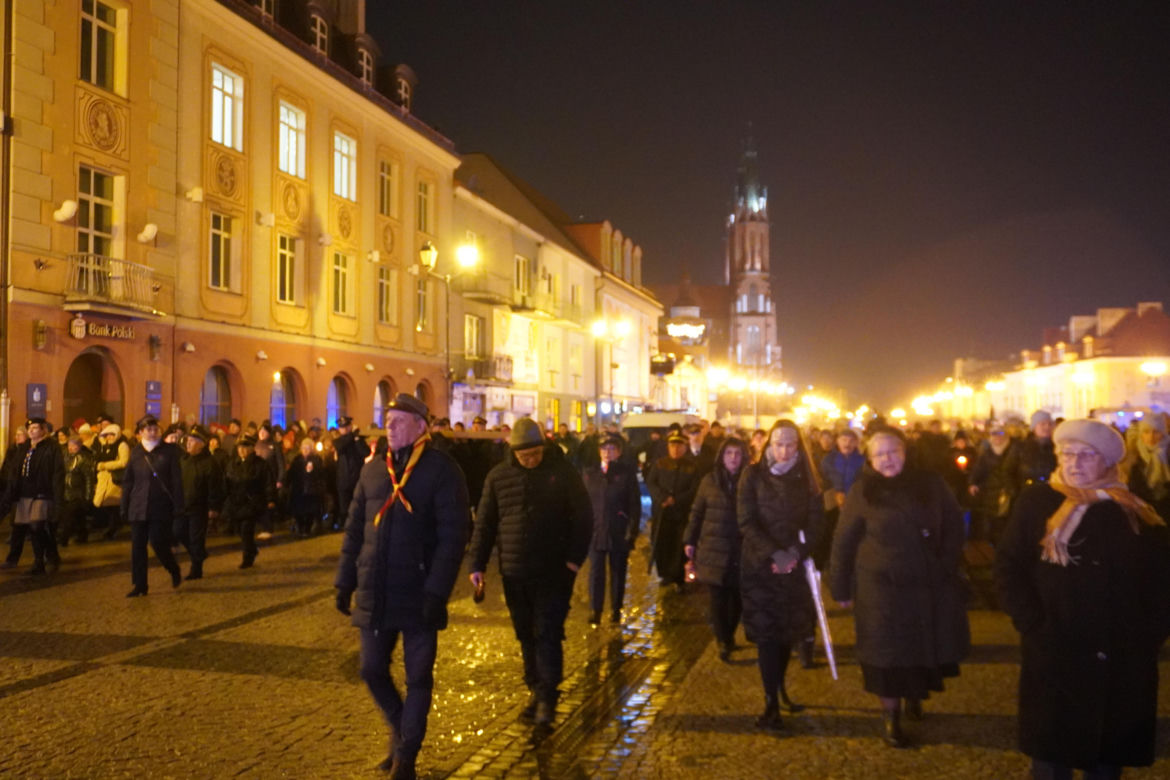 Miejska Droga Krzyżowa w Białymstoku 2024 [ZDJĘCIA]