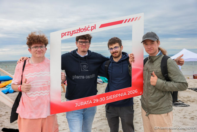 Niecodzienne obrazki z Juraty. Ministrowie twarzą w twarz z młodymi