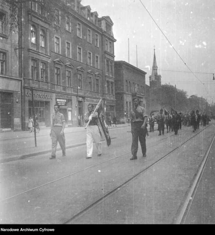 Ogłoszenie manifestu PKWN 22 lipca 1944 uznaje się za historyczny początek PRL. Co zapowiadał lipcowy manifest?