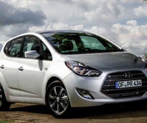 2015 Hyundai ix20 lifting