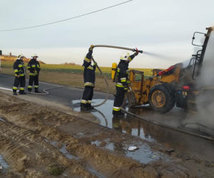 Pożar koparki na budowie trasy S5 w Niewieścinie! Gigantyczne straty [ZDJĘCIA]