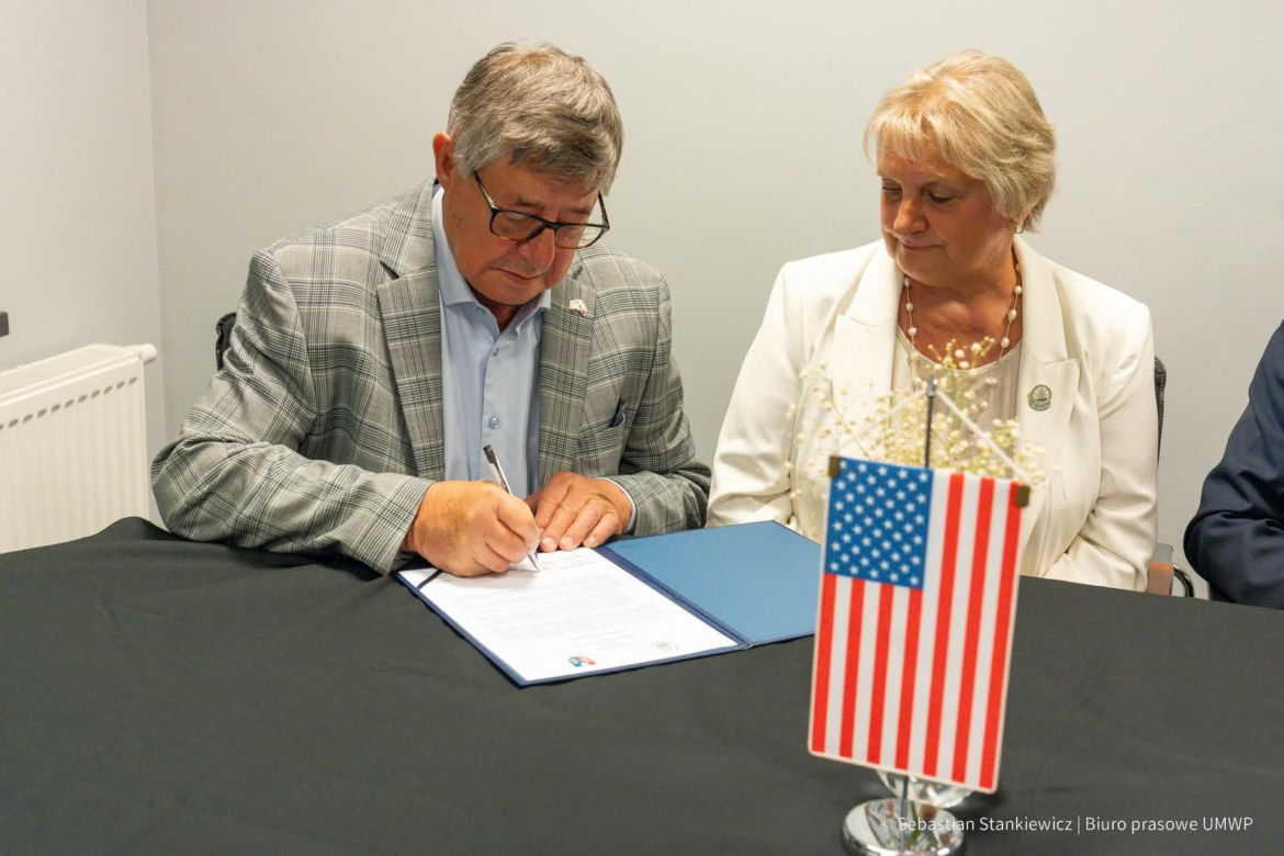Porozumienie o utworzeniu w Chicago Centrum Kultury Regionów Polskich w Ameryce
