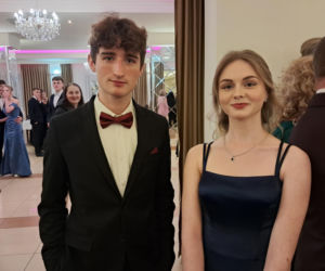 Studniówka 2026 maturzystów Zespołu Szkół Zawodowych nr 1 w Starachowicach