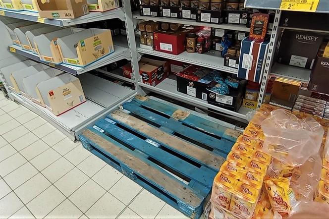 Brak cukru w polskich sklepach w lipcu 2022 roku
