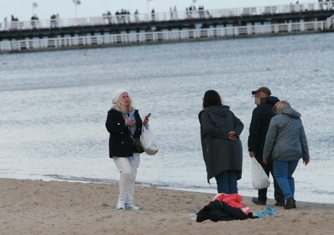 Morsy dorwały Joannę Kurowską na plaży