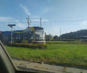 Poważny wypadek w Toruniu! Tramwaj zderzył się z samochodem. Zdjęcia z miejsca zdarzenia