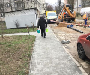 Trwa naprawa dużej awarii wodociągu na Traktorowej