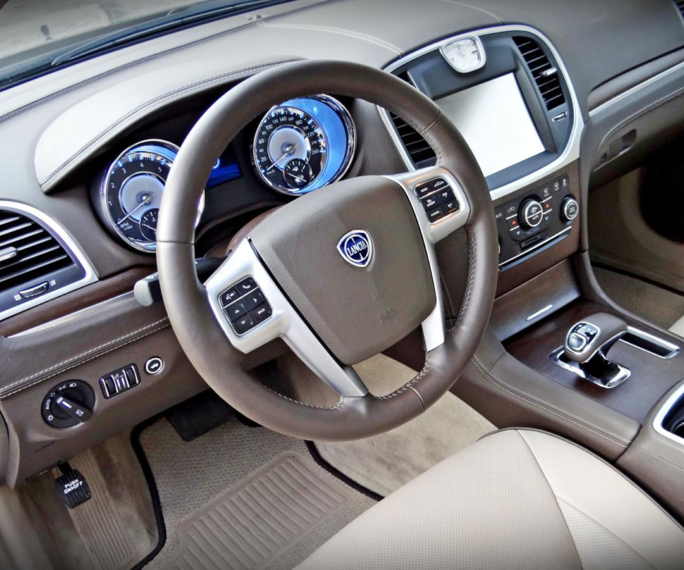 Lancia Thema