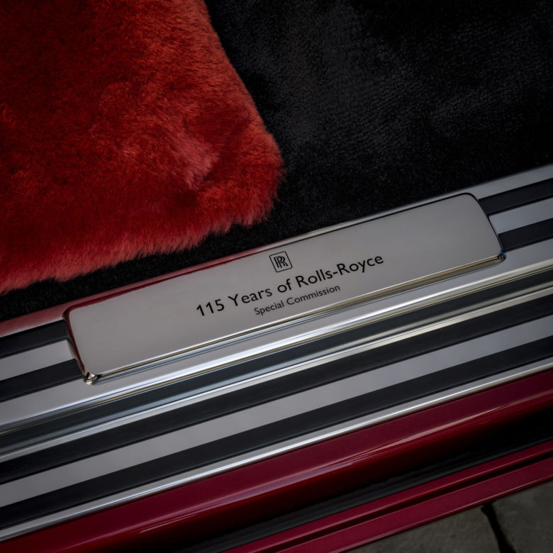 Rolls Royce Red Phantom 