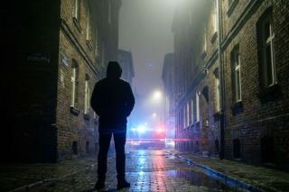 Wymuszenie w Brzegu. 17-latek zmusił 12-latka, by okradł własną rodzinę