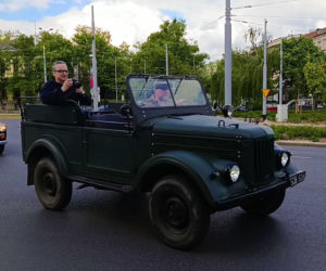 Parada zabytkowych pojazdów w Szczecinie