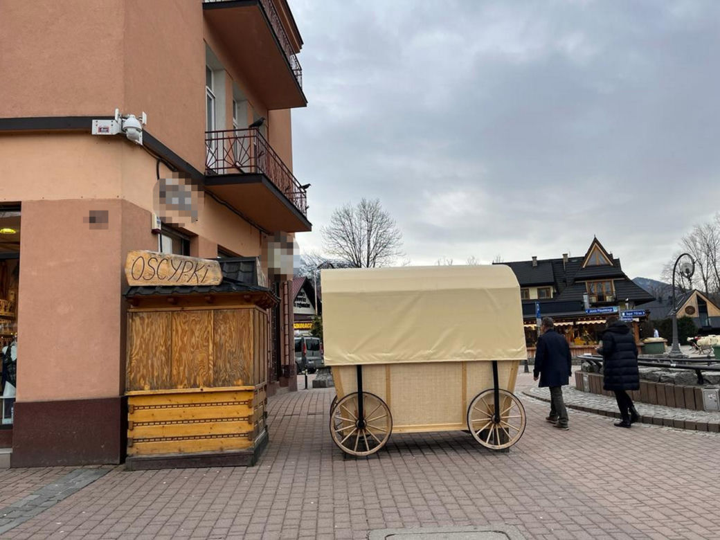 Wymarłe Zakopane przed sezonem. Pustki na Krupówkach i pod Gubałówką